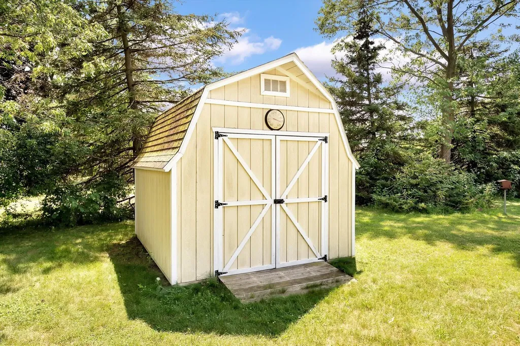 1244 Hillcrest Drive Dorr Township MI 49348