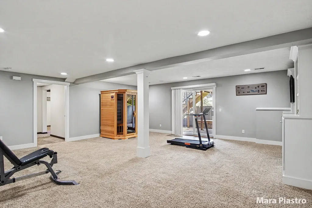 2955 Wildflower Lane SE Kentwood City MI 49512