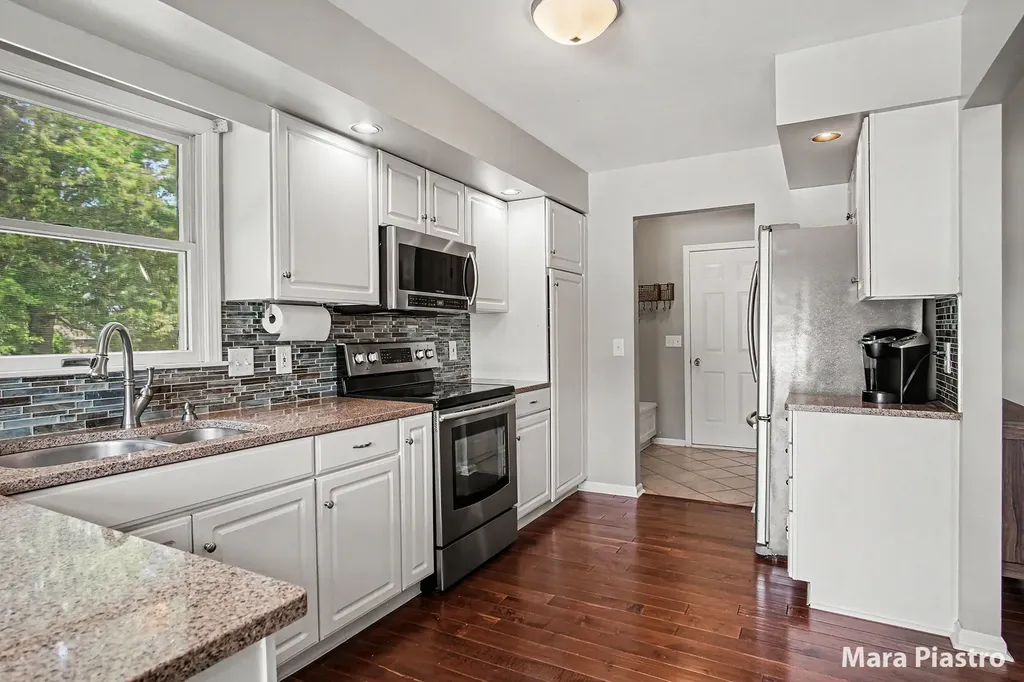 2955 Wildflower Lane SE Kentwood City MI 49512