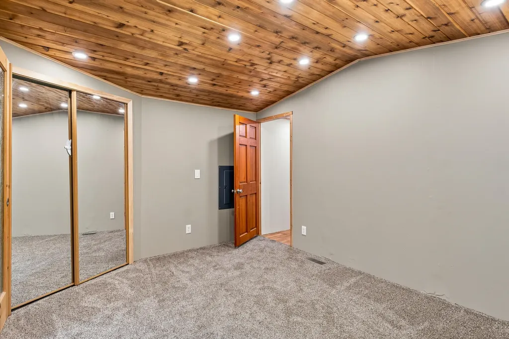 16350 Cedar Springs Avenue NE Nelson Township MI 49343