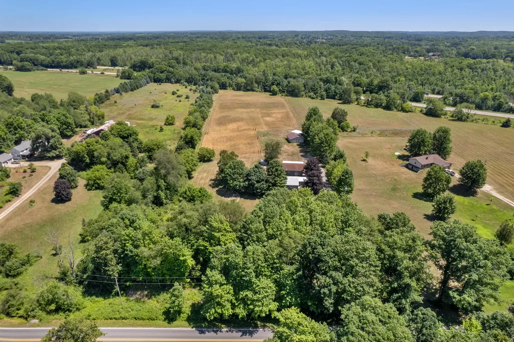 16350 Cedar Springs Avenue NE Nelson Township MI 49343