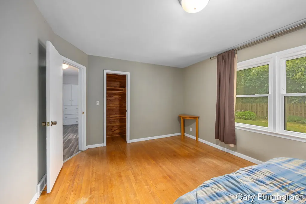 3026 Burton Street SE Grand Rapids City MI 49546