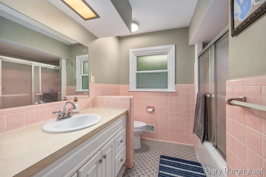 3026 Burton Street SE Grand Rapids City MI 49546