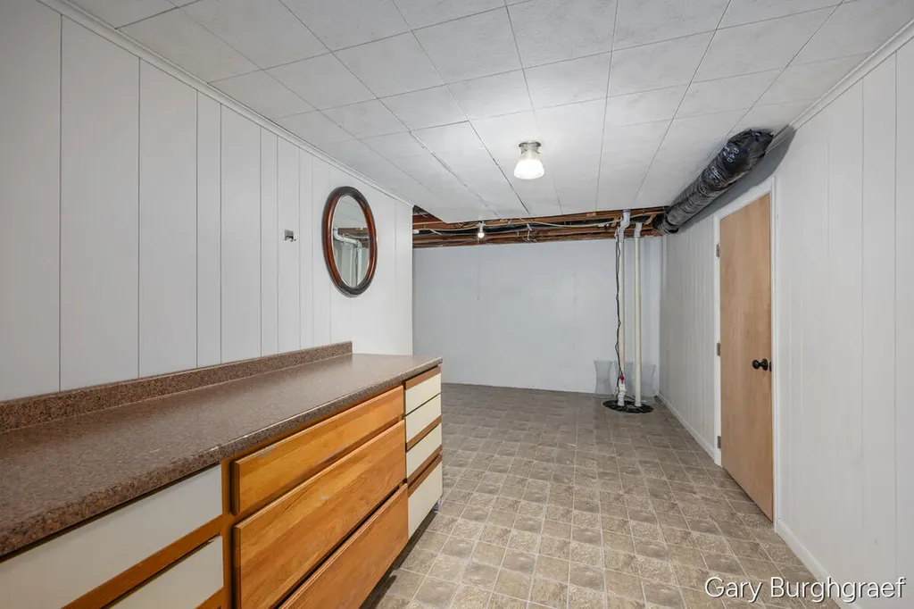 3026 Burton Street SE Grand Rapids City MI 49546