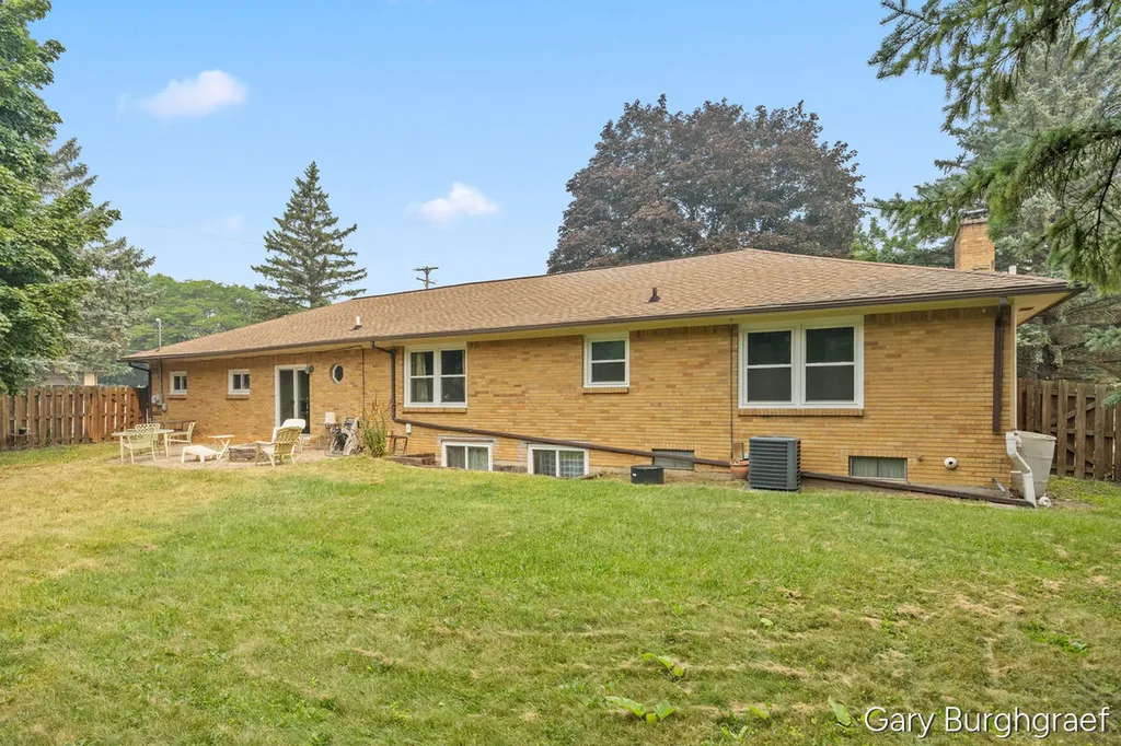3026 Burton Street SE Grand Rapids City MI 49546