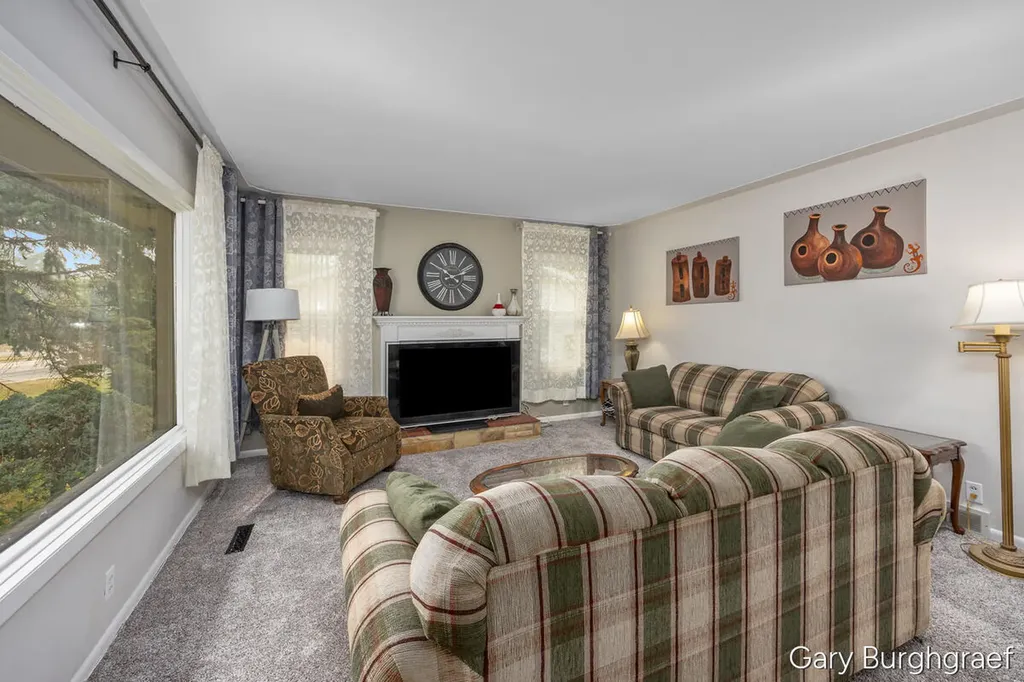 3026 Burton Street SE Grand Rapids City MI 49546