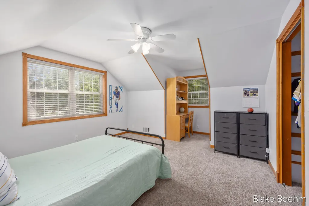 118 Lauderdale Avenue NE Grand Rapids Charter Township MI 49546