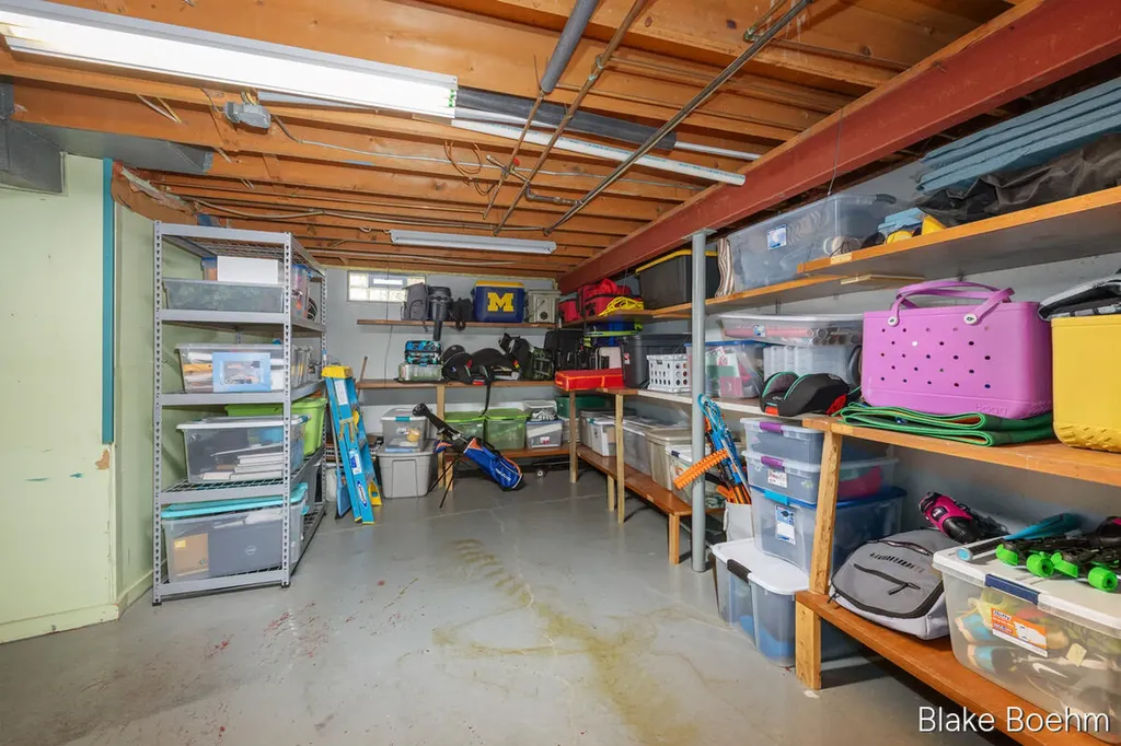 118 Lauderdale Avenue NE Grand Rapids Charter Township MI 49546