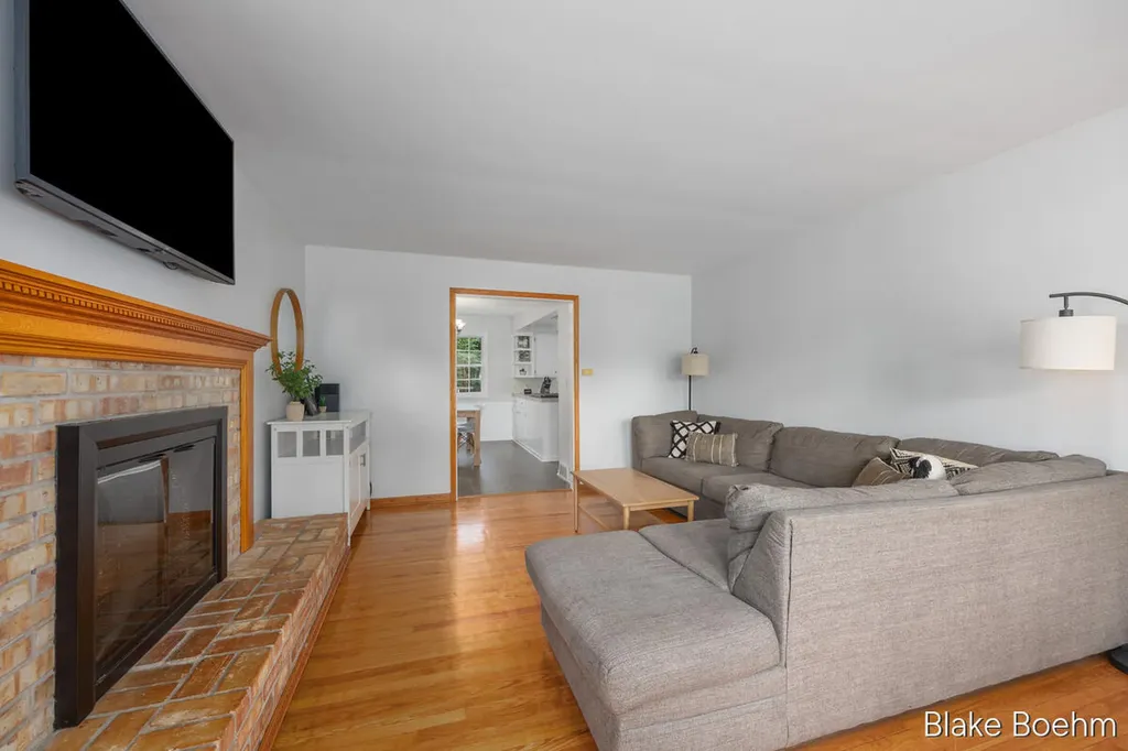 118 Lauderdale Avenue NE Grand Rapids Charter Township MI 49546