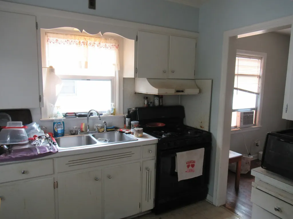1507 Leonard Street NE Grand Rapids City MI 49505