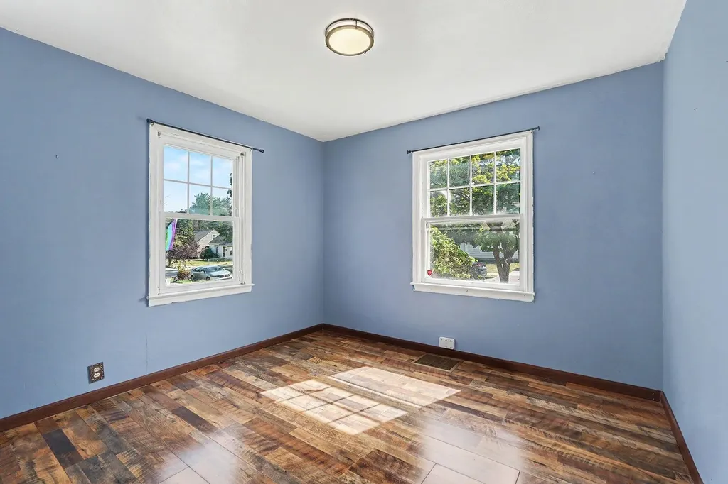 1531 Edward Avenue SE Grand Rapids City MI 49507