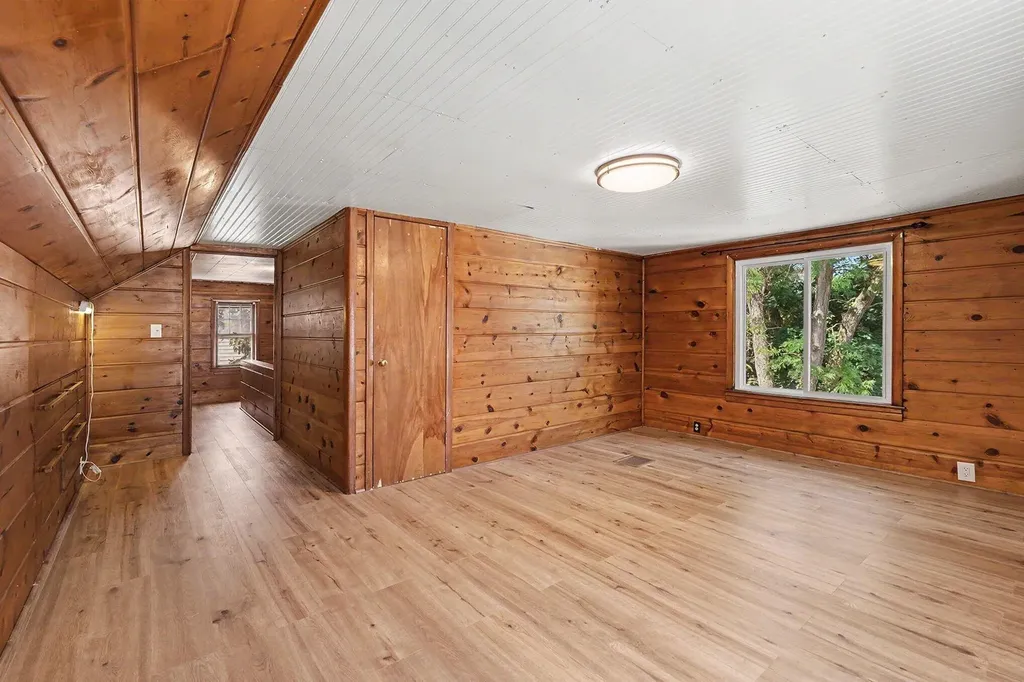 1531 Edward Avenue SE Grand Rapids City MI 49507