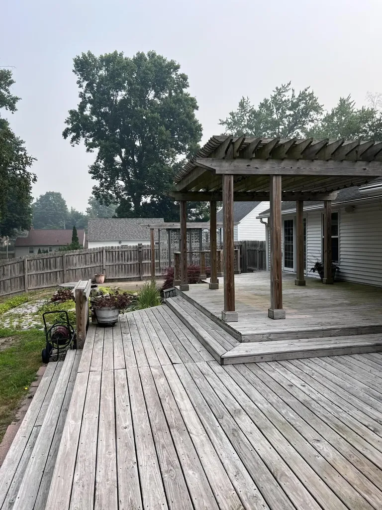1017 Pearl Street Belding City MI 48809