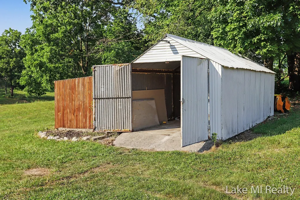 24065 M-78 Pennfield Charter Township MI 49017