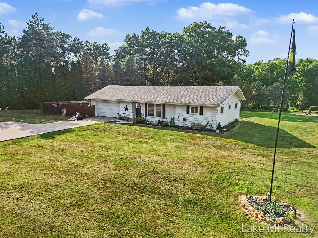 24065 M-78 Pennfield Charter Township MI 49017