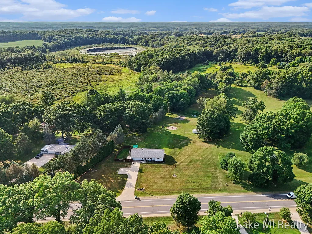 24065 M-78 Pennfield Charter Township MI 49017
