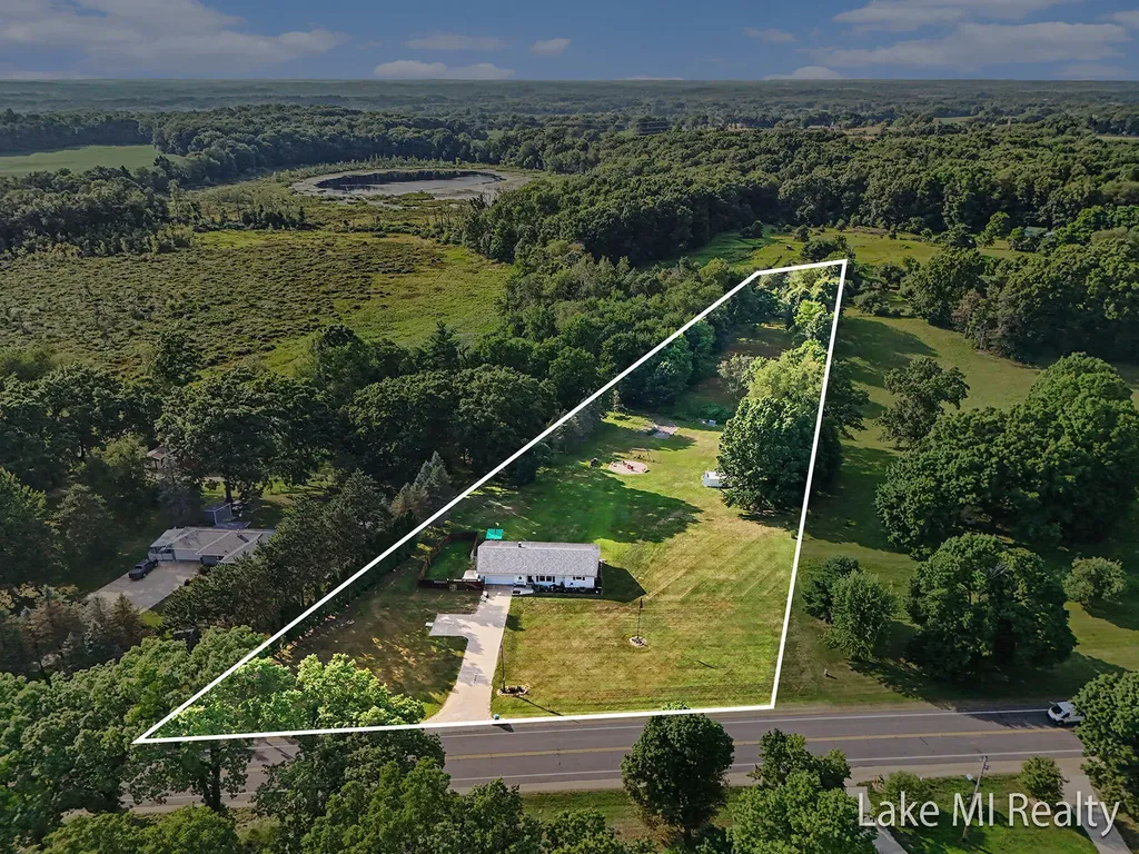 24065 M-78 Pennfield Charter Township MI 49017