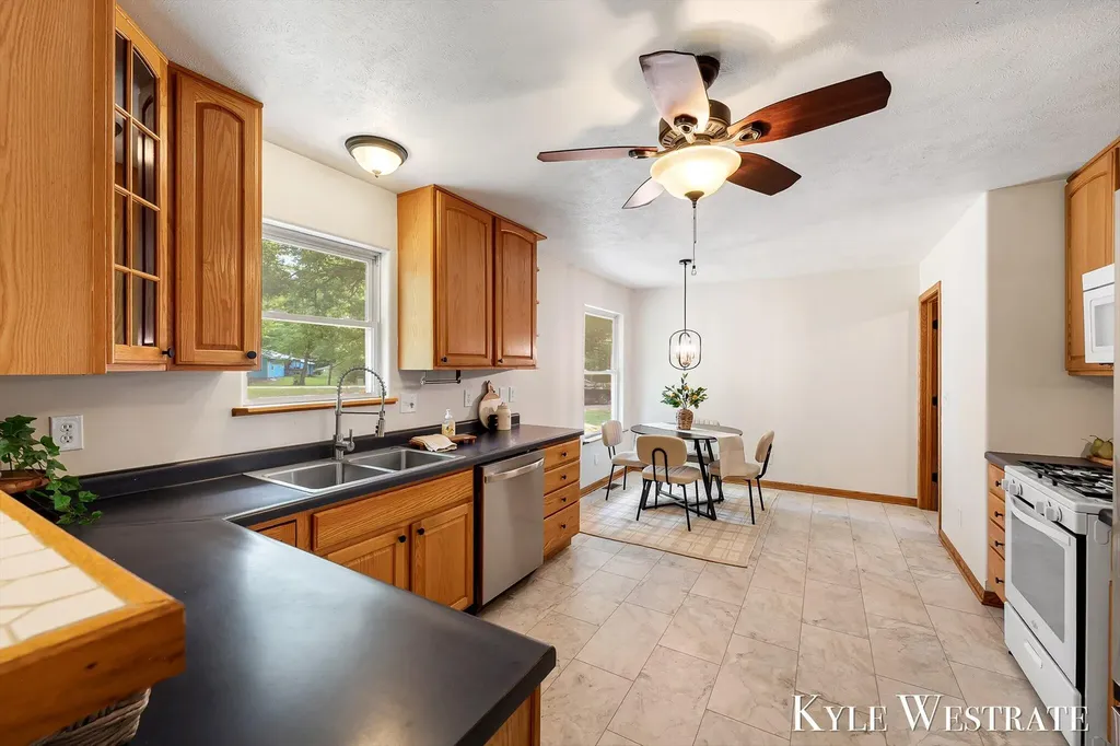 2841 W 92nd Garfield Township MI 49337