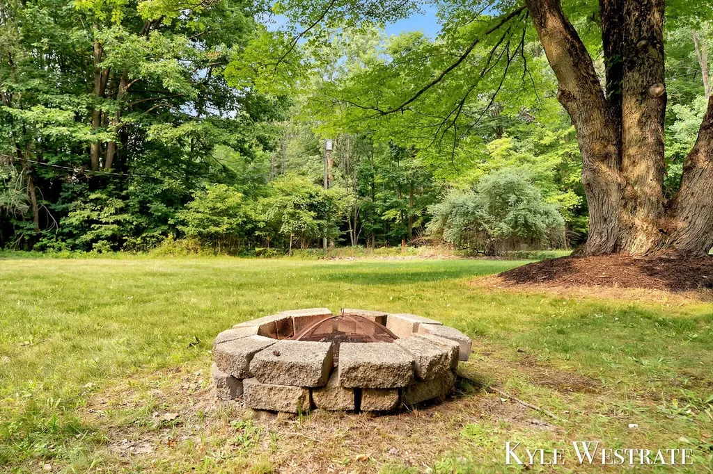 2841 W 92nd Garfield Township MI 49337