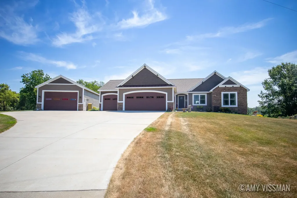 7774 Timpson Avenue SE Bowne Township MI 49302