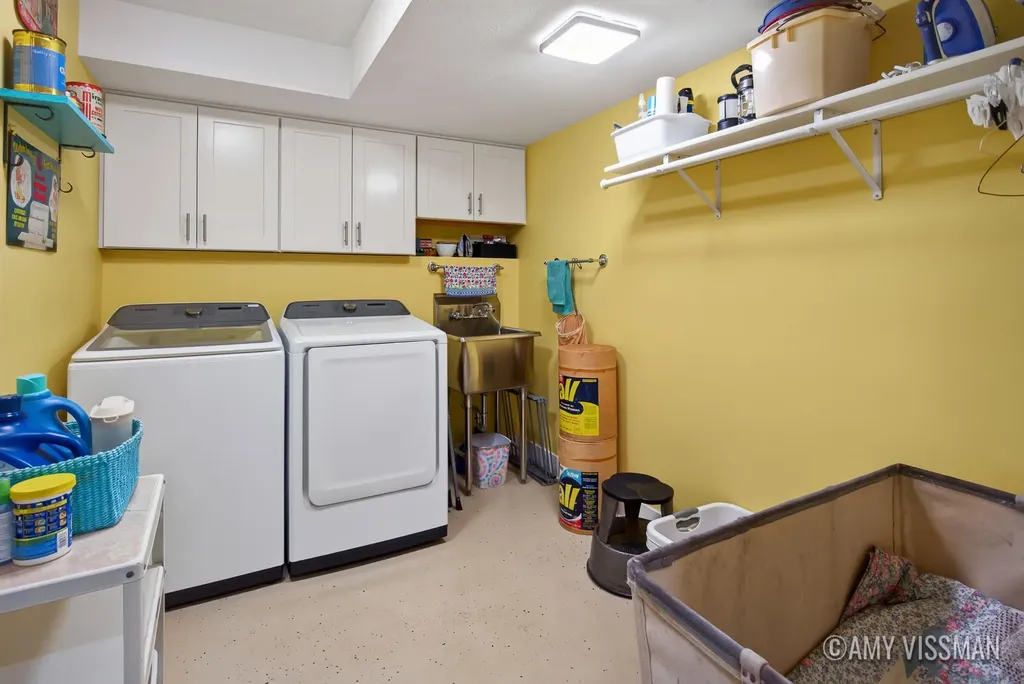 7774 Timpson Avenue SE Bowne Township MI 49302