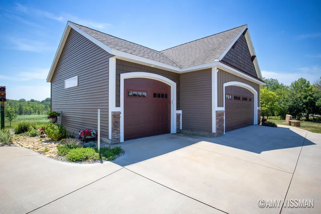 7774 Timpson Avenue SE Bowne Township MI 49302