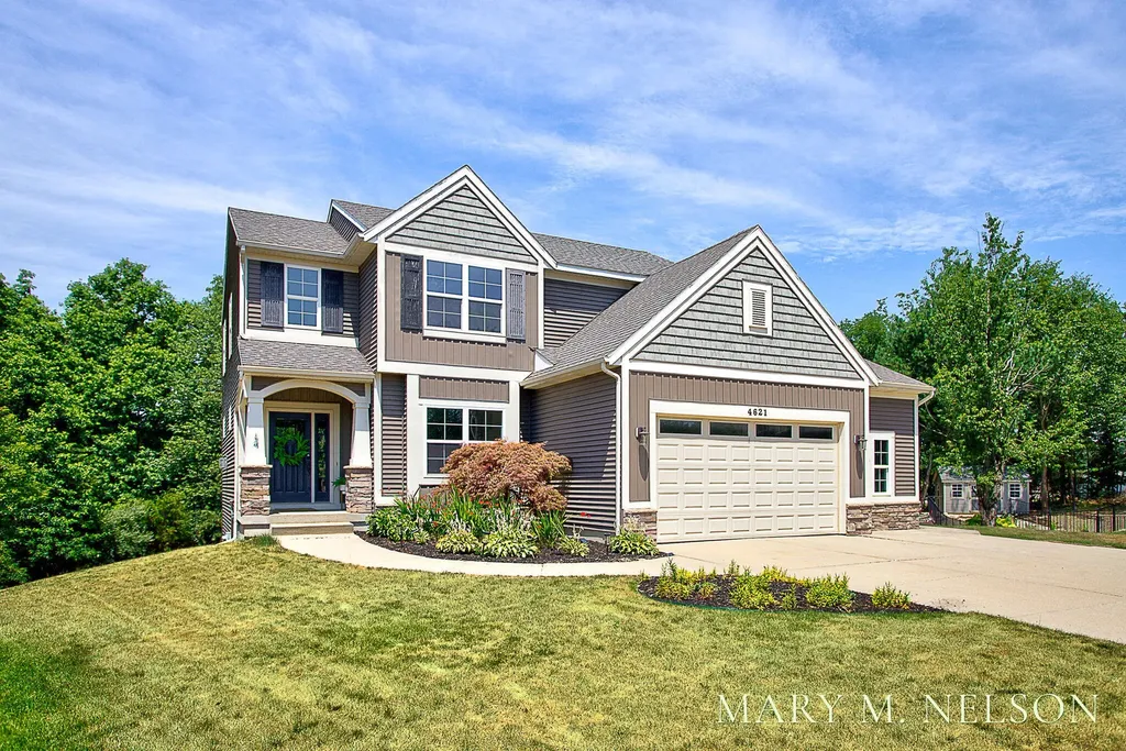 4621 Hidden Highland Drive NE Plainfield Charter Township MI 49341