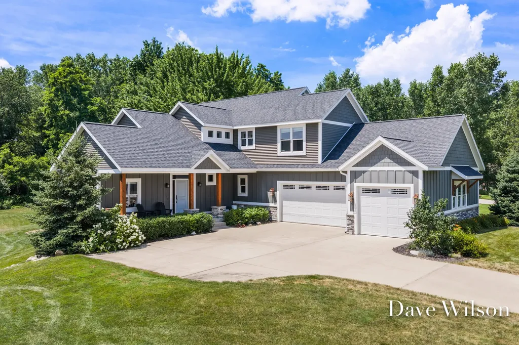 6699 Summer Meadows Drive NE Cannon Township MI 49341