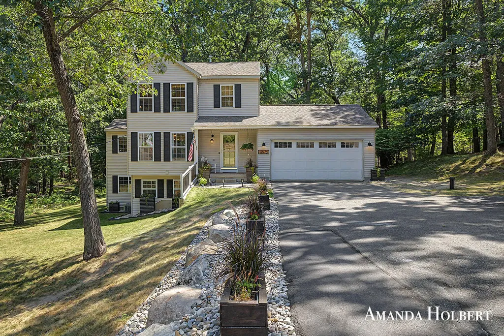 6576 Ramsdell Drive NE Cannon Township MI 49341