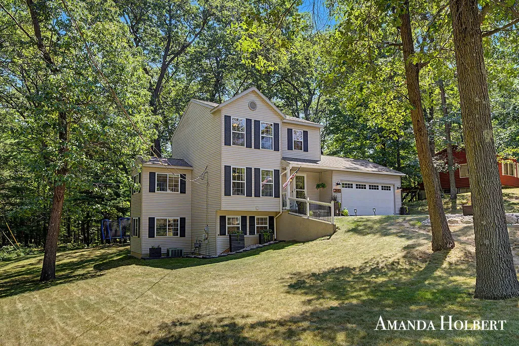 6576 Ramsdell Drive NE Cannon Township MI 49341