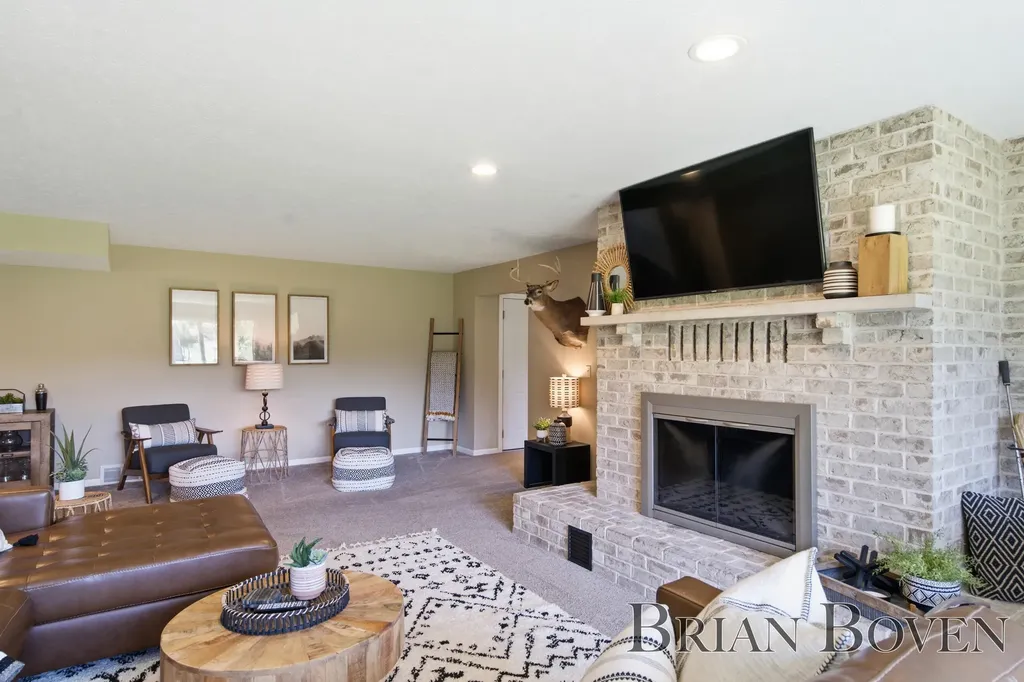 8580 Winterforest Drive NE Cannon Township MI 49341