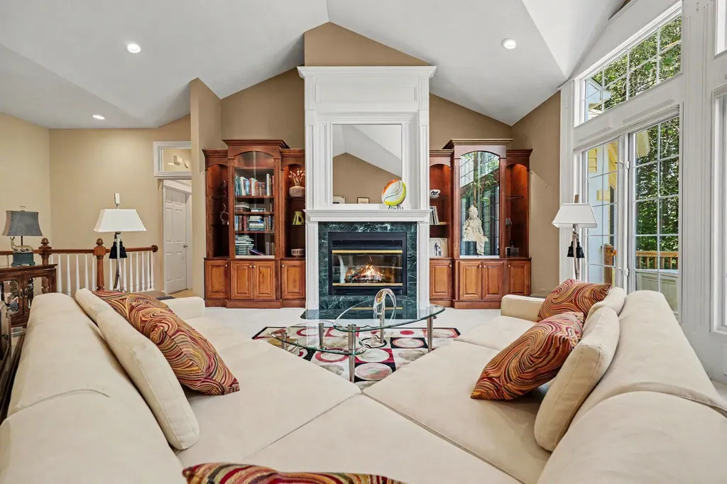 4959 NE Dun Robin Drive NE Cannon Township MI 49306