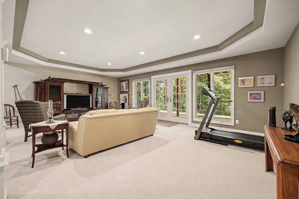 4959 NE Dun Robin Drive NE Cannon Township MI 49306