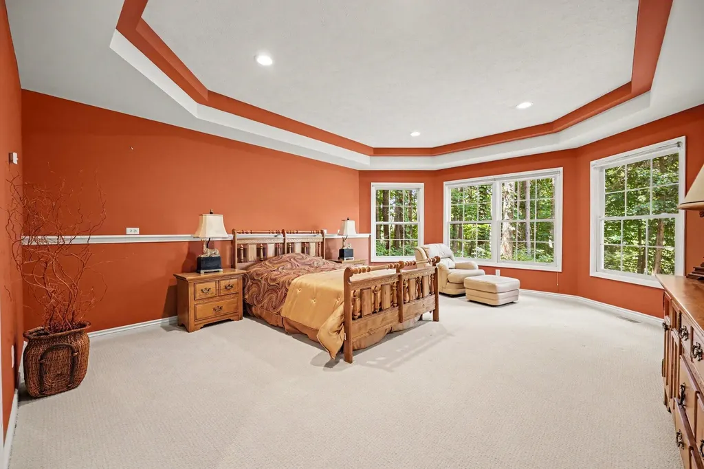 4959 NE Dun Robin Drive NE Cannon Township MI 49306