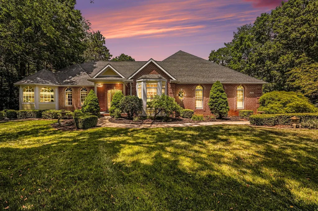 4959 Dun Robin Drive NE Cannon Township MI 49306