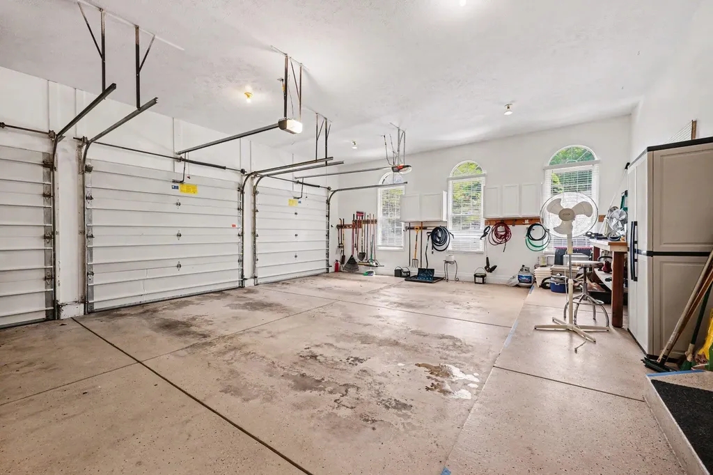 4959 NE Dun Robin Drive NE Cannon Township MI 49306