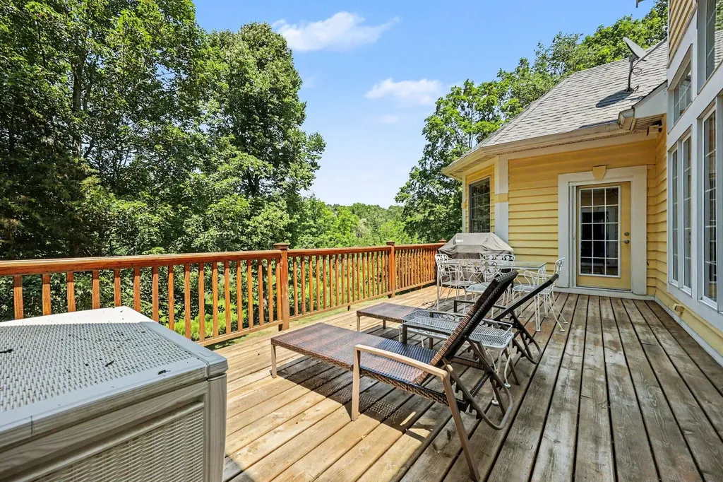 4959 NE Dun Robin Drive NE Cannon Township MI 49306