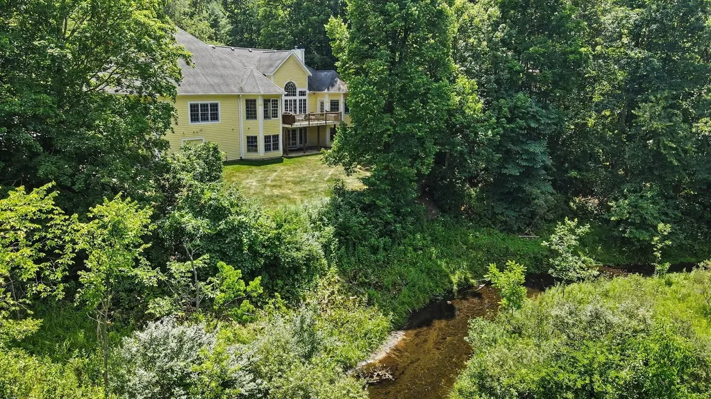 4959 NE Dun Robin Drive NE Cannon Township MI 49306