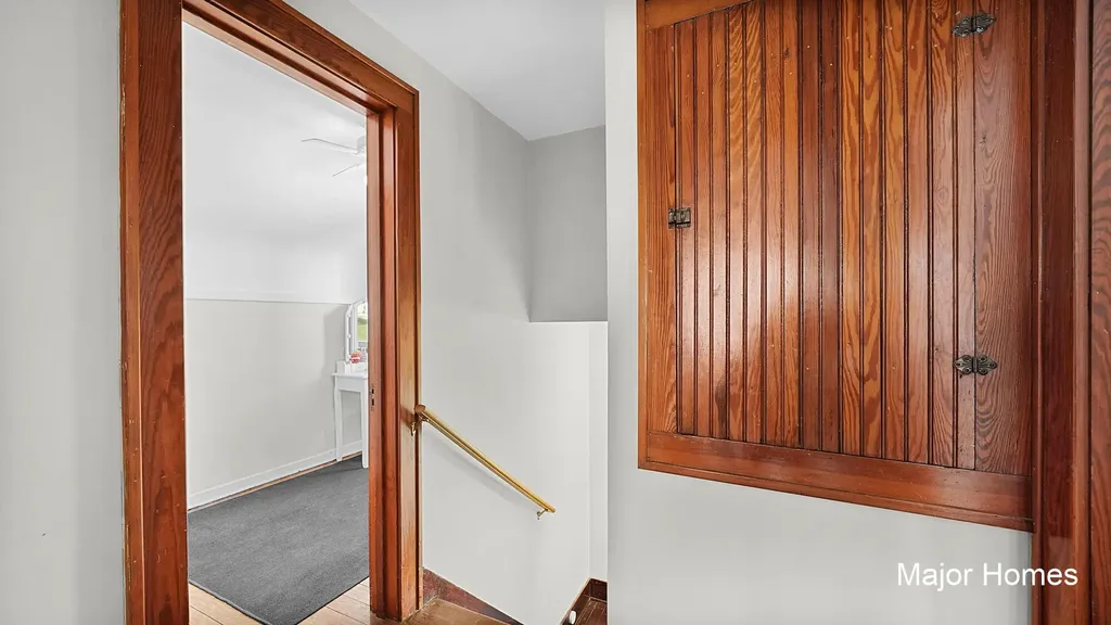 1229 Dickinson Street SE Grand Rapids City MI 49507