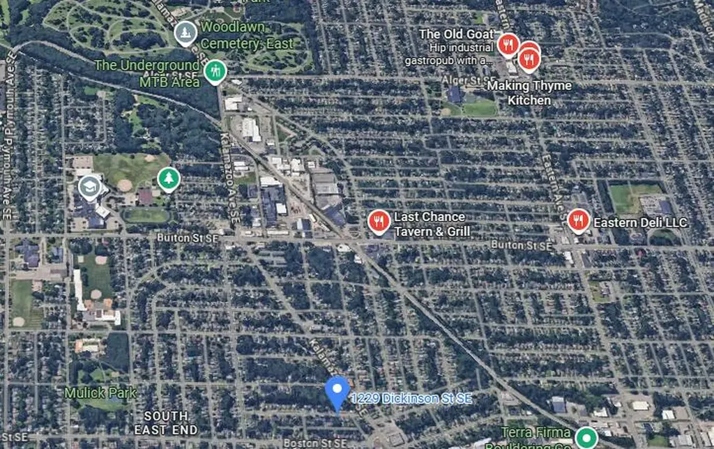 1229 Dickinson Street SE Grand Rapids City MI 49507