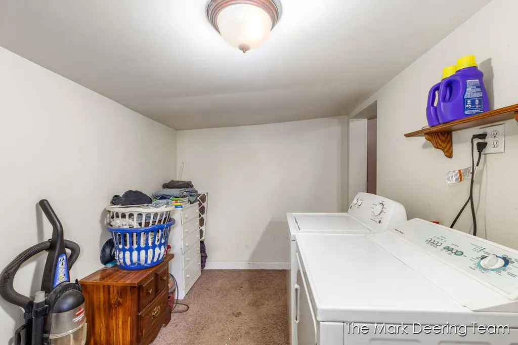 522 Ionia Street Belding City MI 48809