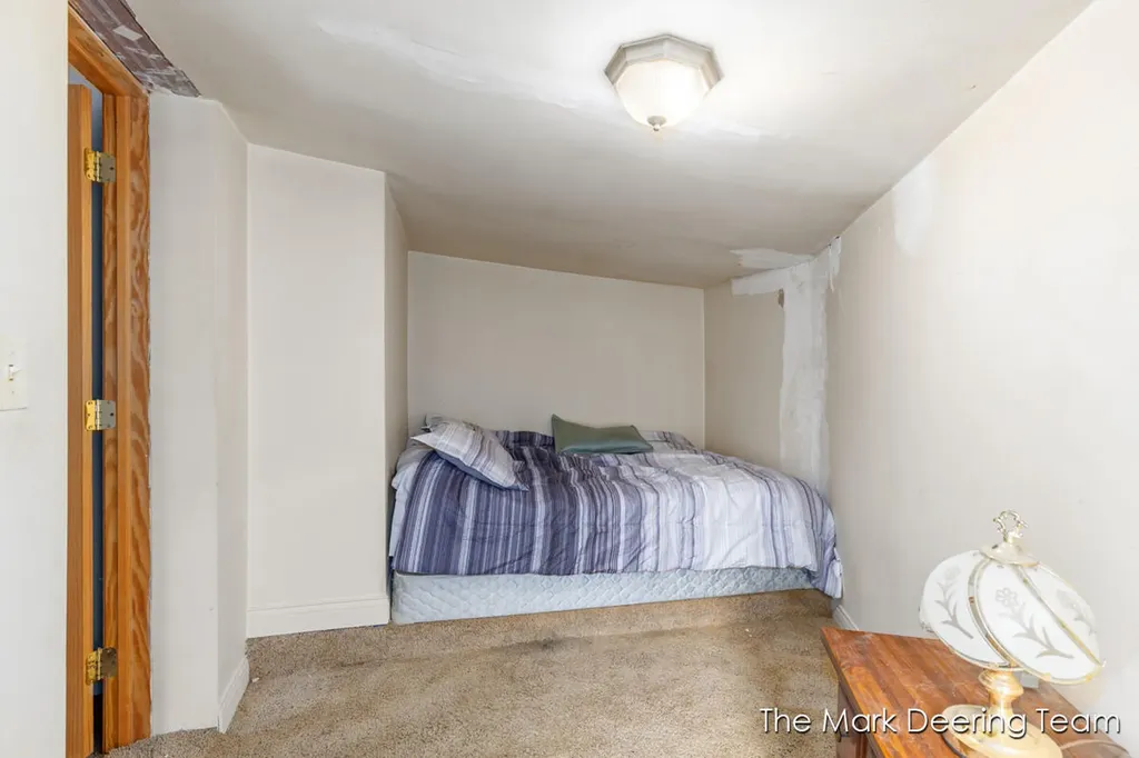 522 Ionia Street Belding City MI 48809