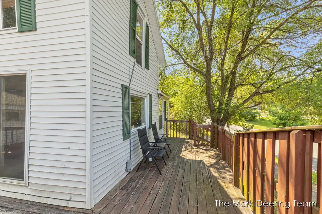 522 Ionia Street Belding City MI 48809
