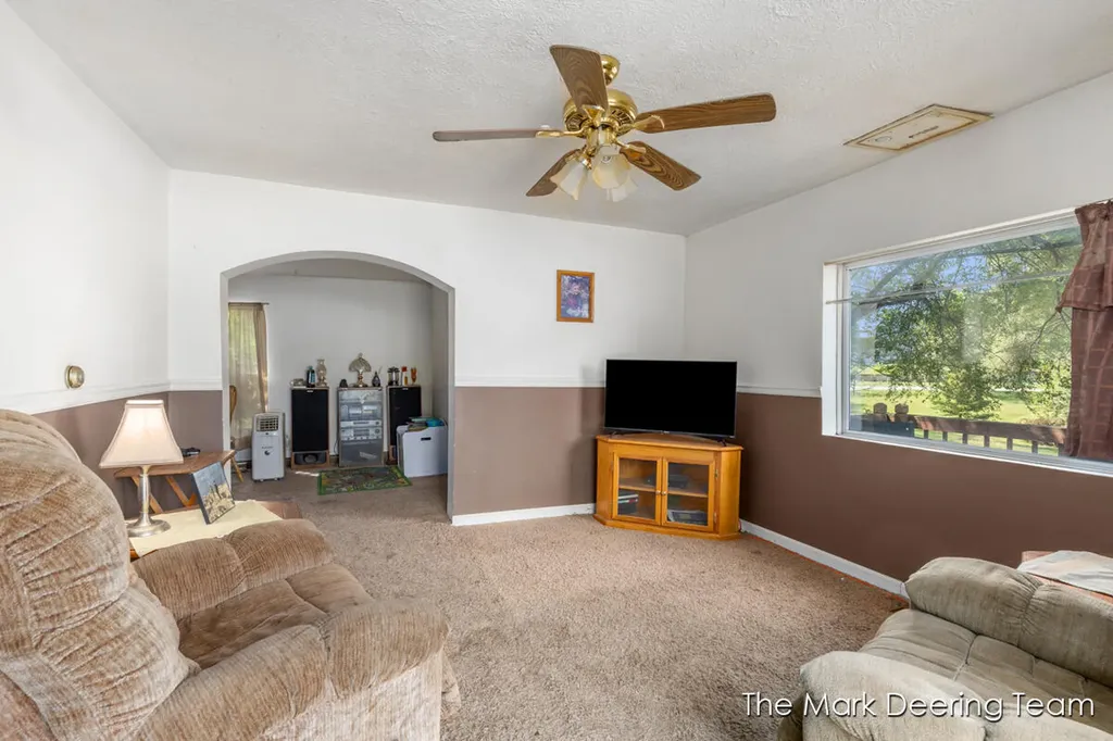 522 Ionia Street Belding City MI 48809