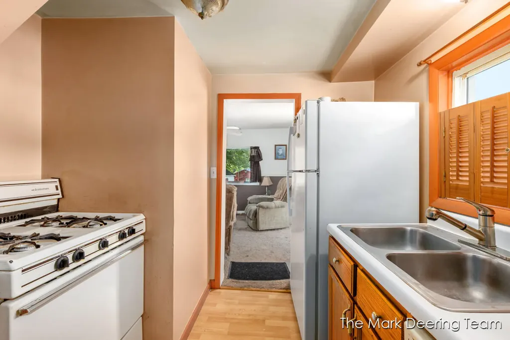 522 Ionia Street Belding City MI 48809