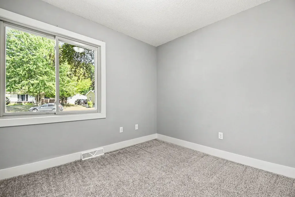 4673 Flying Eagle Drive SE Kentwood City MI 49548