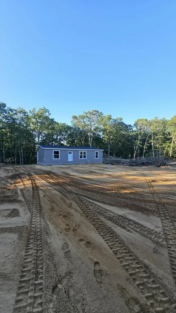 4333 Macdougall Drive Valley Township MI 49010