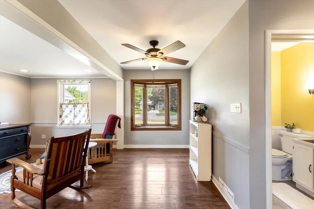 68 E 30th Street Holland City MI 49423