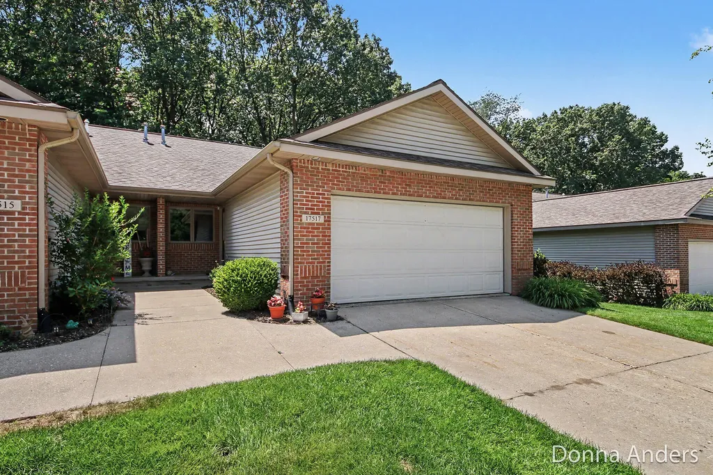 17517 Park Place Circle Ferrysburg City MI 49456