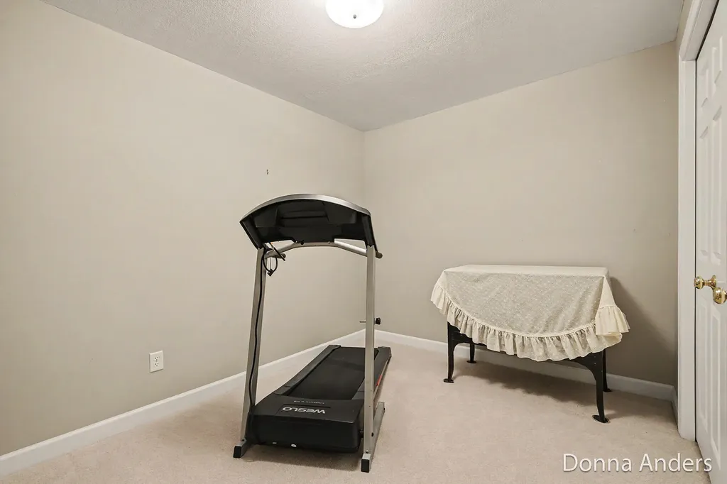 17517 Park Place Circle Ferrysburg City MI 49456